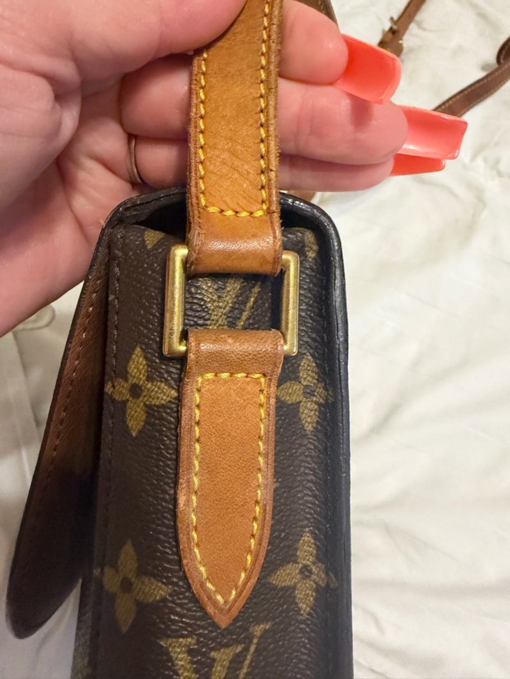 💯AUTHENTIC Louis Vuitton Monogram Saint Cloud Cross Bag - Picture 6 of 16